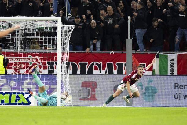 德甲投注-一场平局打出荷兰危机感？多亏有邓弗里斯暴力解锁