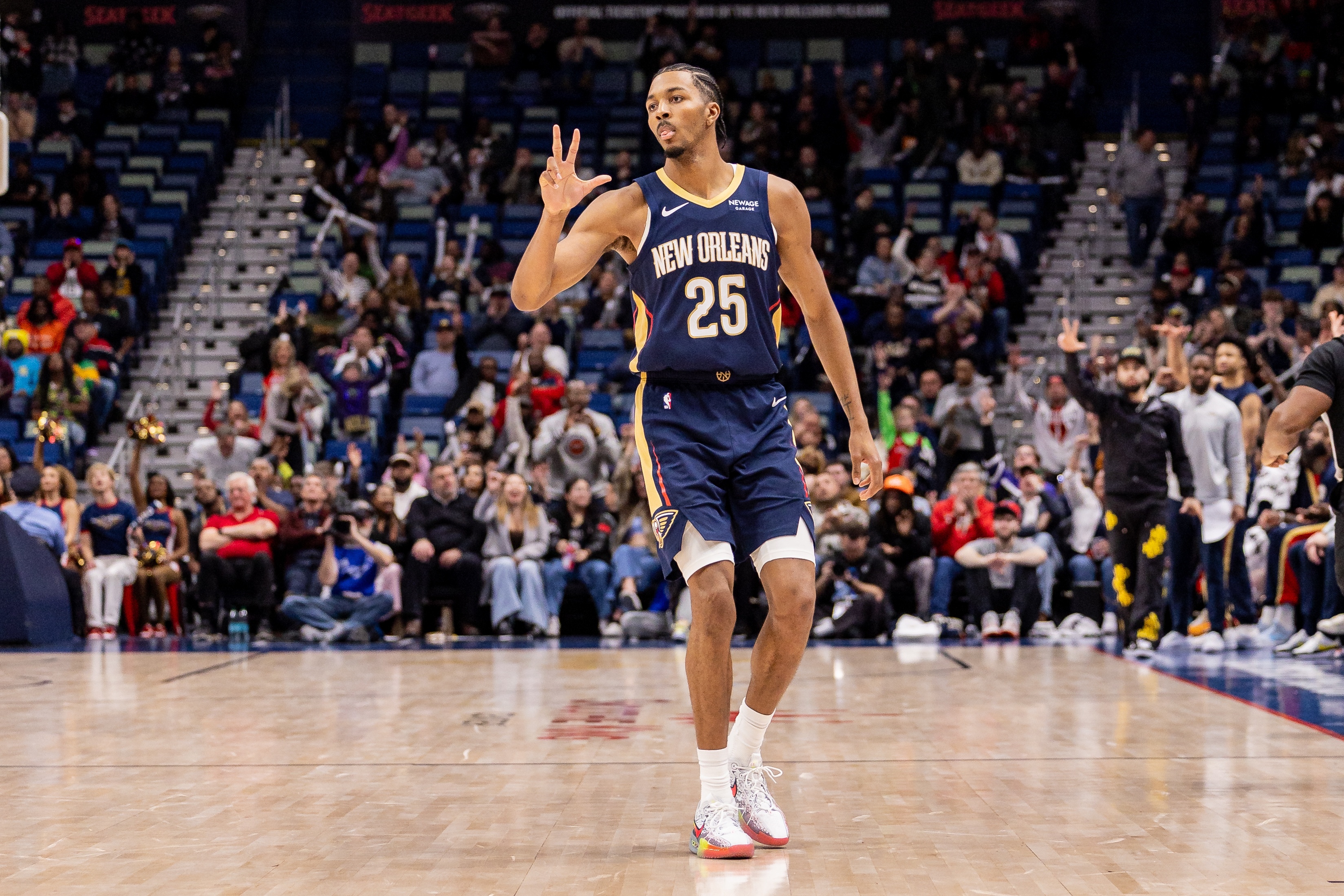 德甲2025-球队真核？墨菲打满首节5中4高效拿下14分2篮板